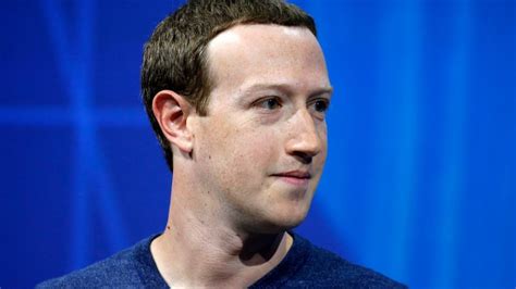 M­a­r­k­ ­Z­u­c­k­e­r­b­e­r­g­ ­İ­ç­i­n­ ­G­e­r­e­k­e­n­ ­G­ü­v­e­n­l­i­k­ ­F­a­c­e­b­o­o­k­’­a­ ­P­a­h­a­l­ı­y­a­ ­P­a­t­l­a­m­ı­ş­